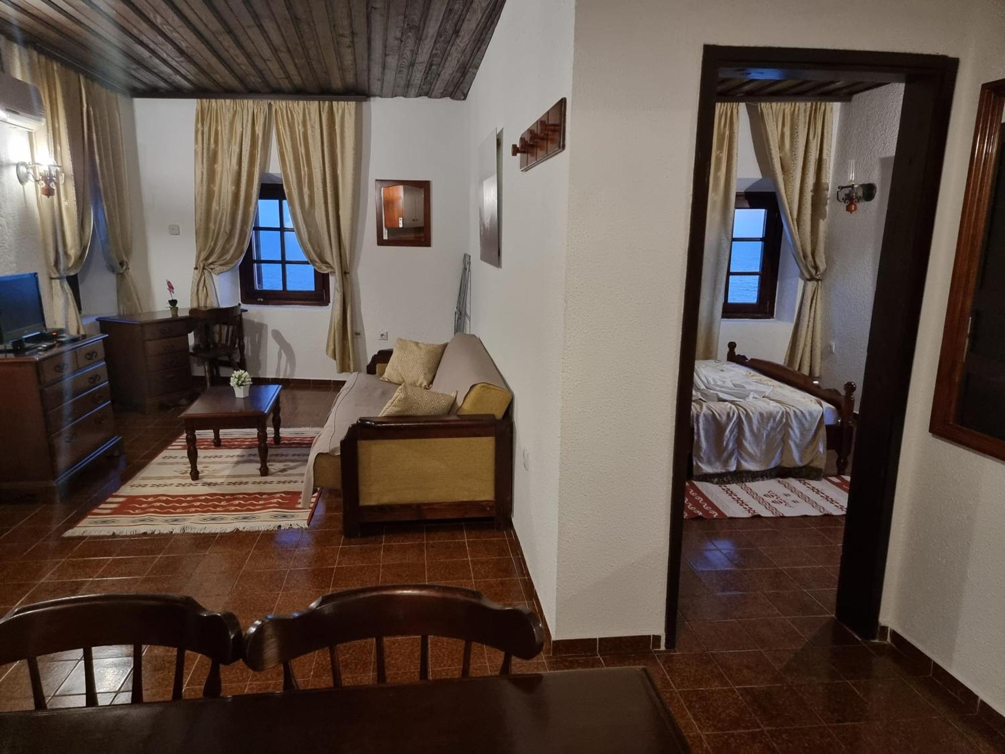 Kulla E Balshajve Hotel Ulcinj Ngoại thất bức ảnh