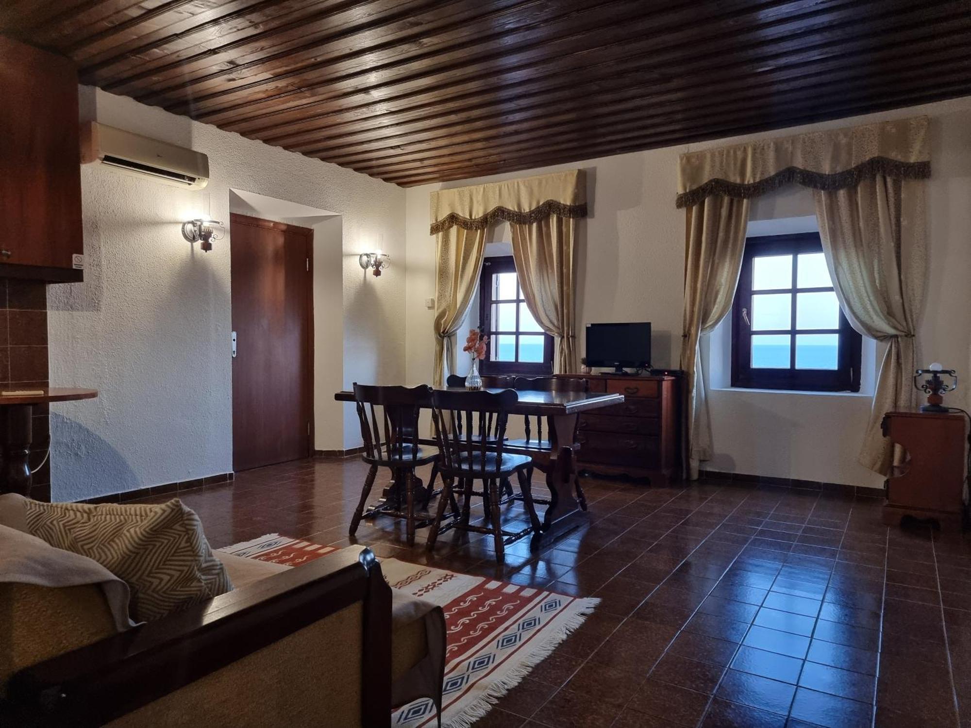 Kulla E Balshajve Hotel Ulcinj Ngoại thất bức ảnh