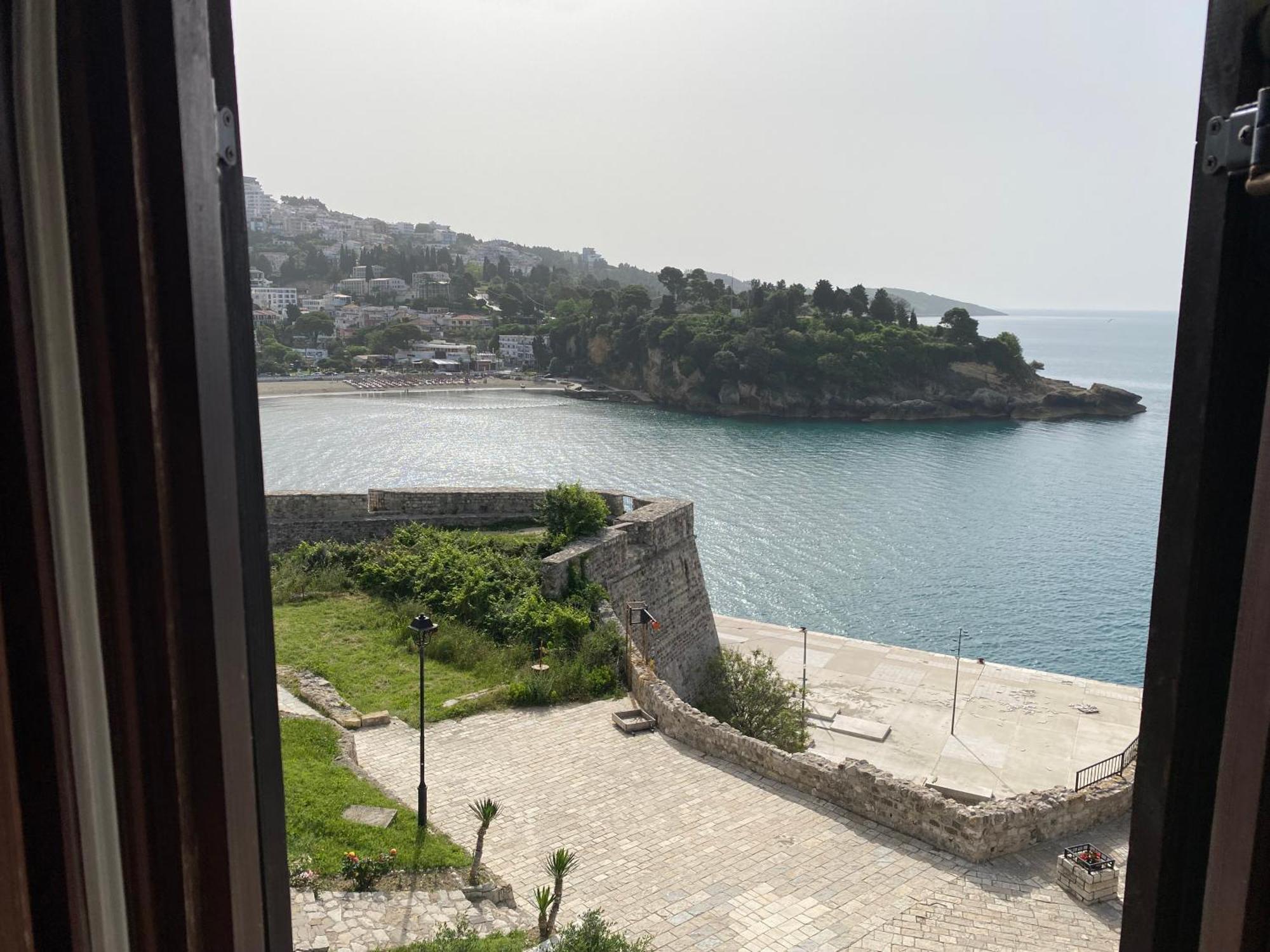 Kulla E Balshajve Hotel Ulcinj Ngoại thất bức ảnh